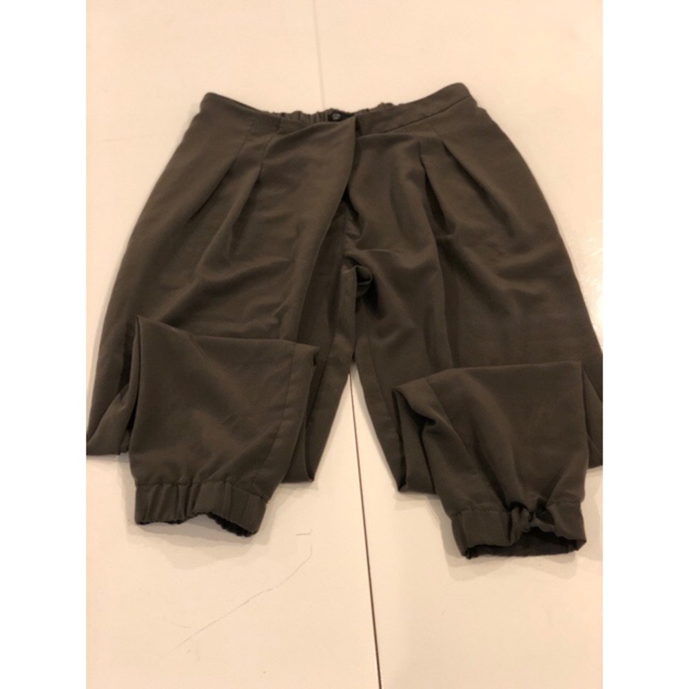 Topshop CAMO GREEN PLEATED JOGGERS SIZE 6